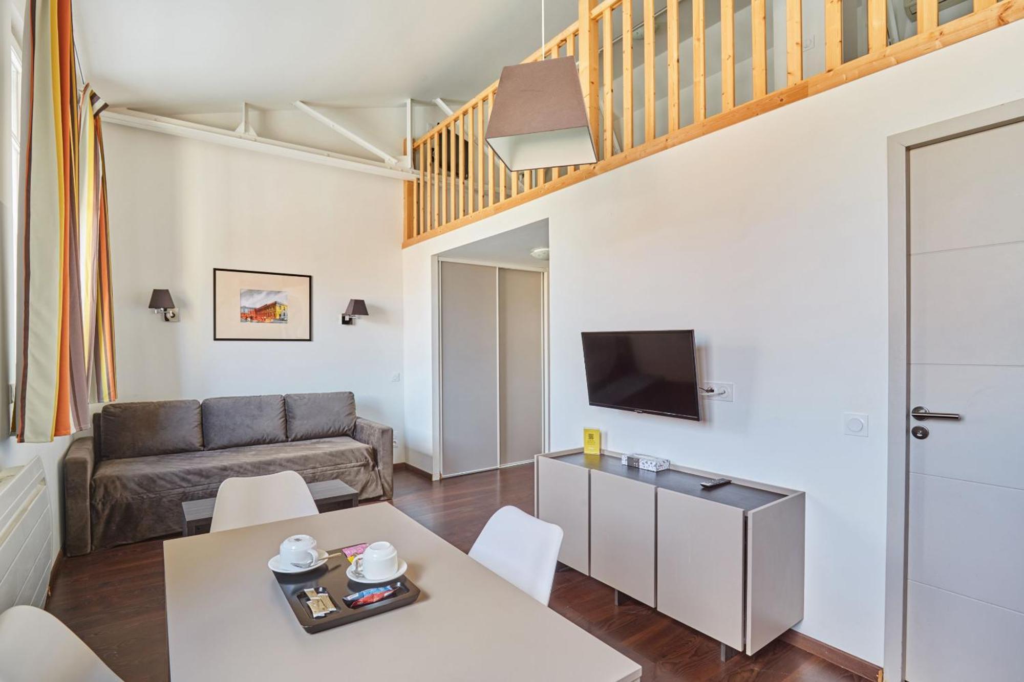 One-Bedroom Apartment,1771611695:JPEG